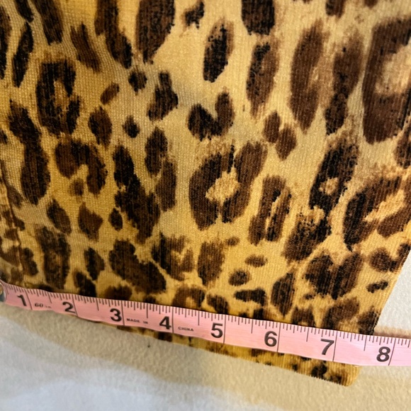 Chicos Size 1 Tall Leopard Print Corduroy Pants with beading on pockets - Picture 9 of 10